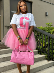 If I AM TOO GOOD go find less T-shirt